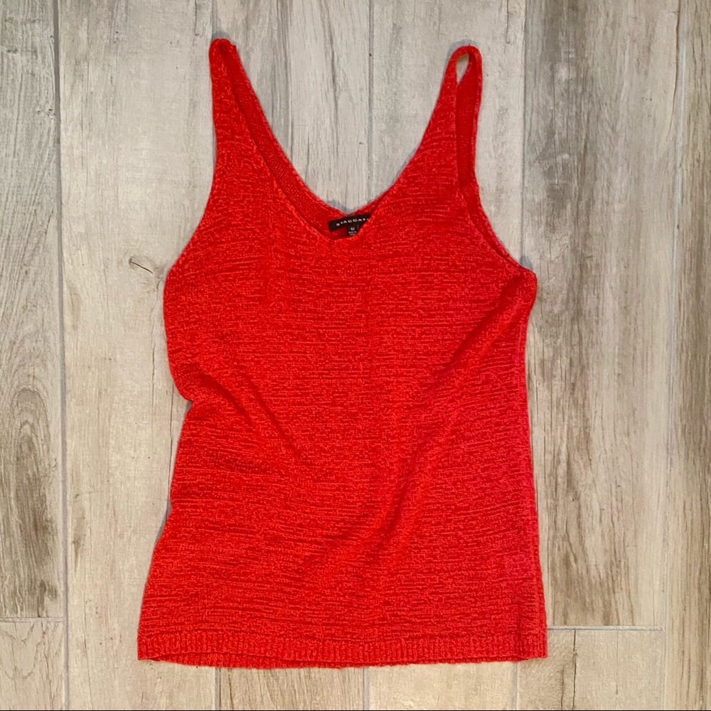 Red knit tank